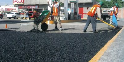 mexico-puebla-pemex-gas-station-patching-2008-006